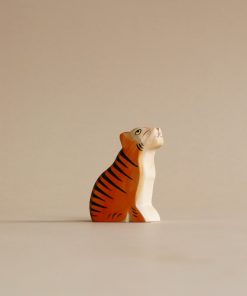 Handmade Holzwald Sitting Tiger