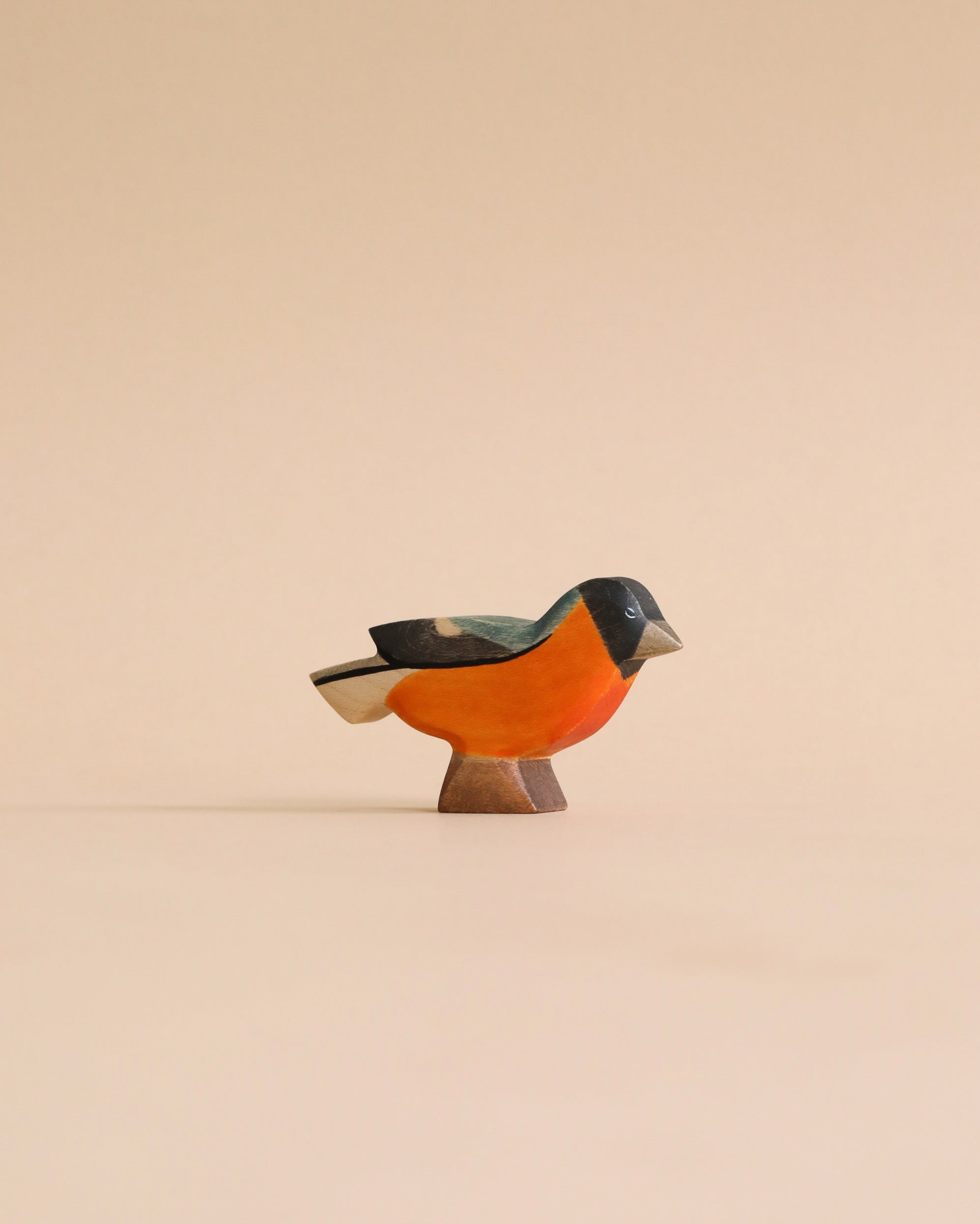 Handmade Holzwald Bullfinch Bird