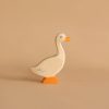 Holztiger Goose, Standing