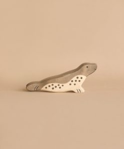 Holztiger Seal, Head Forward