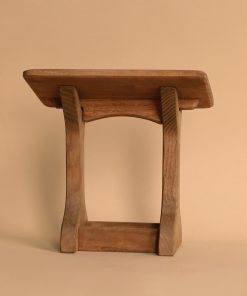 Ostheimer Manger With Roof