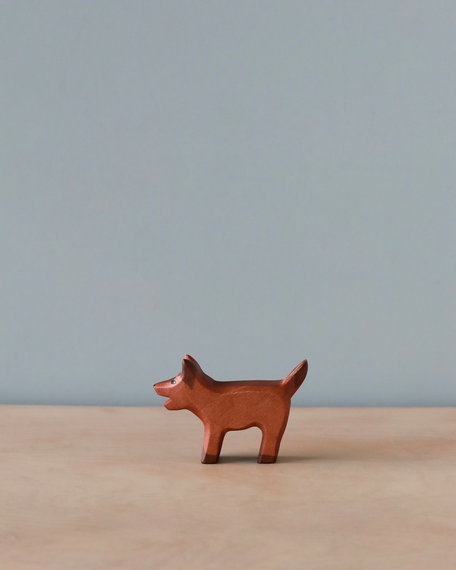 Handmade Holzwald Brown Dog - Image 2