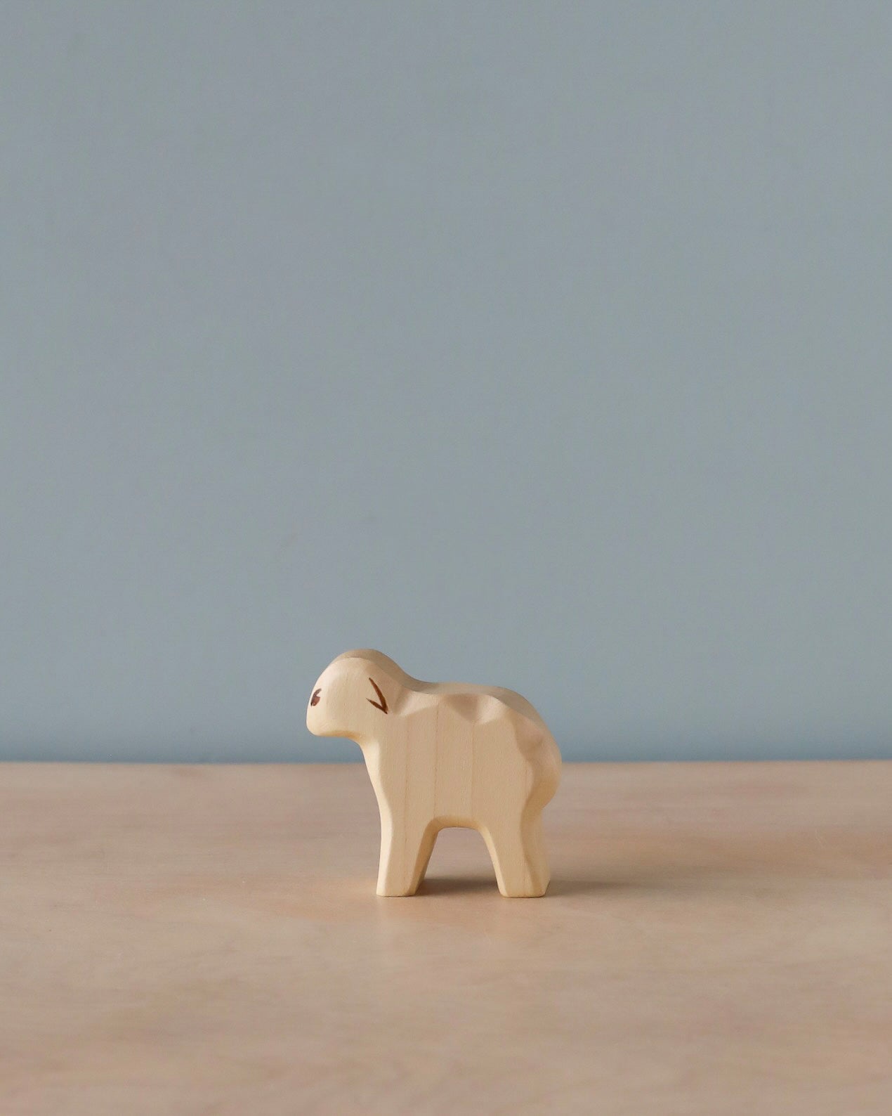 Handmade Holzwald Lamb Standing - Image 2