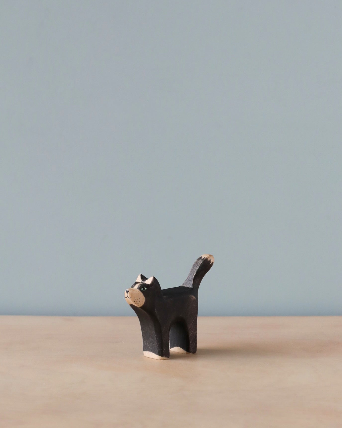 Handmade Holzwald Black Cat - Image 2