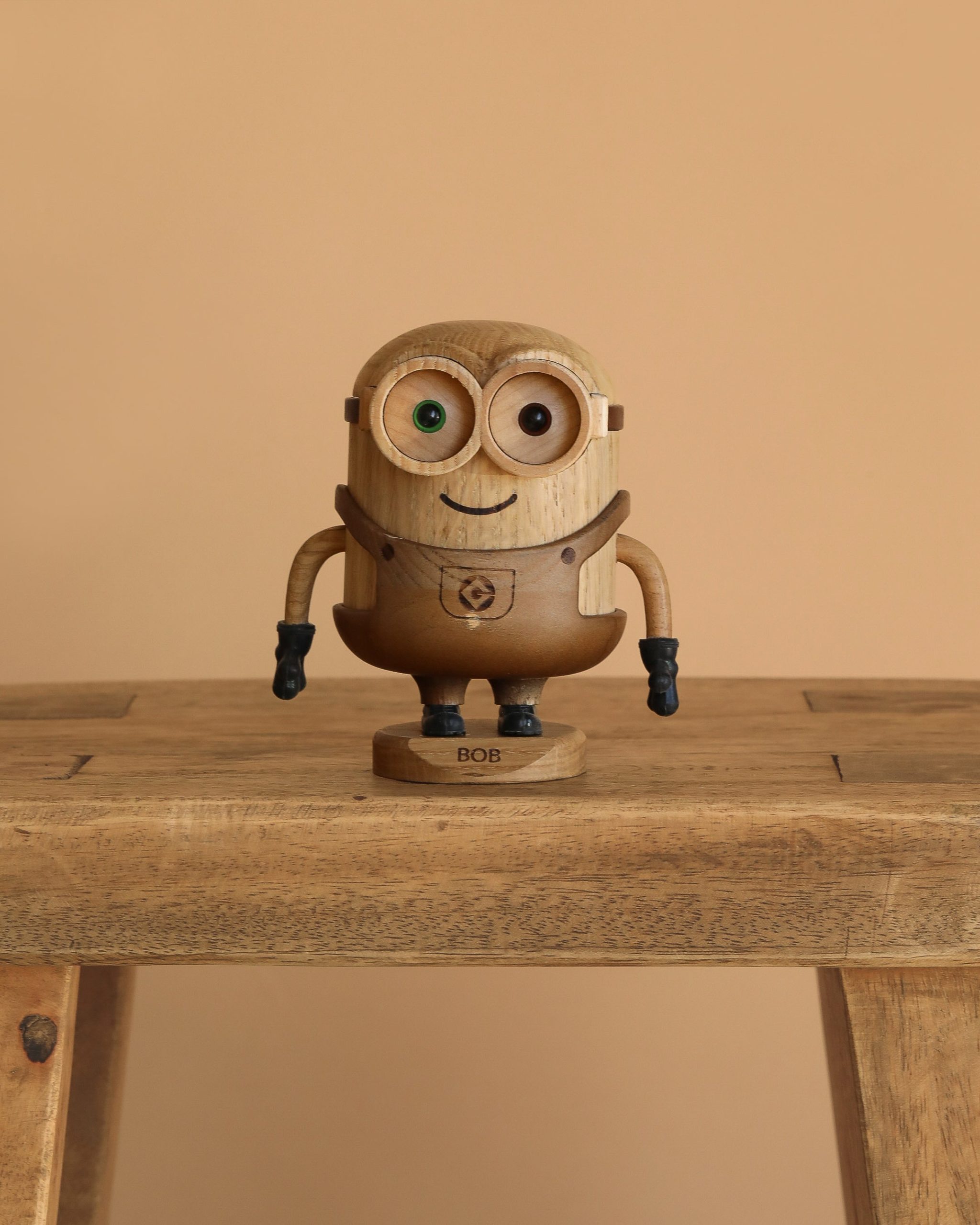 Boyhood Minion Bob, Small