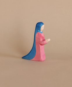 Ostheimer Mary - Standing