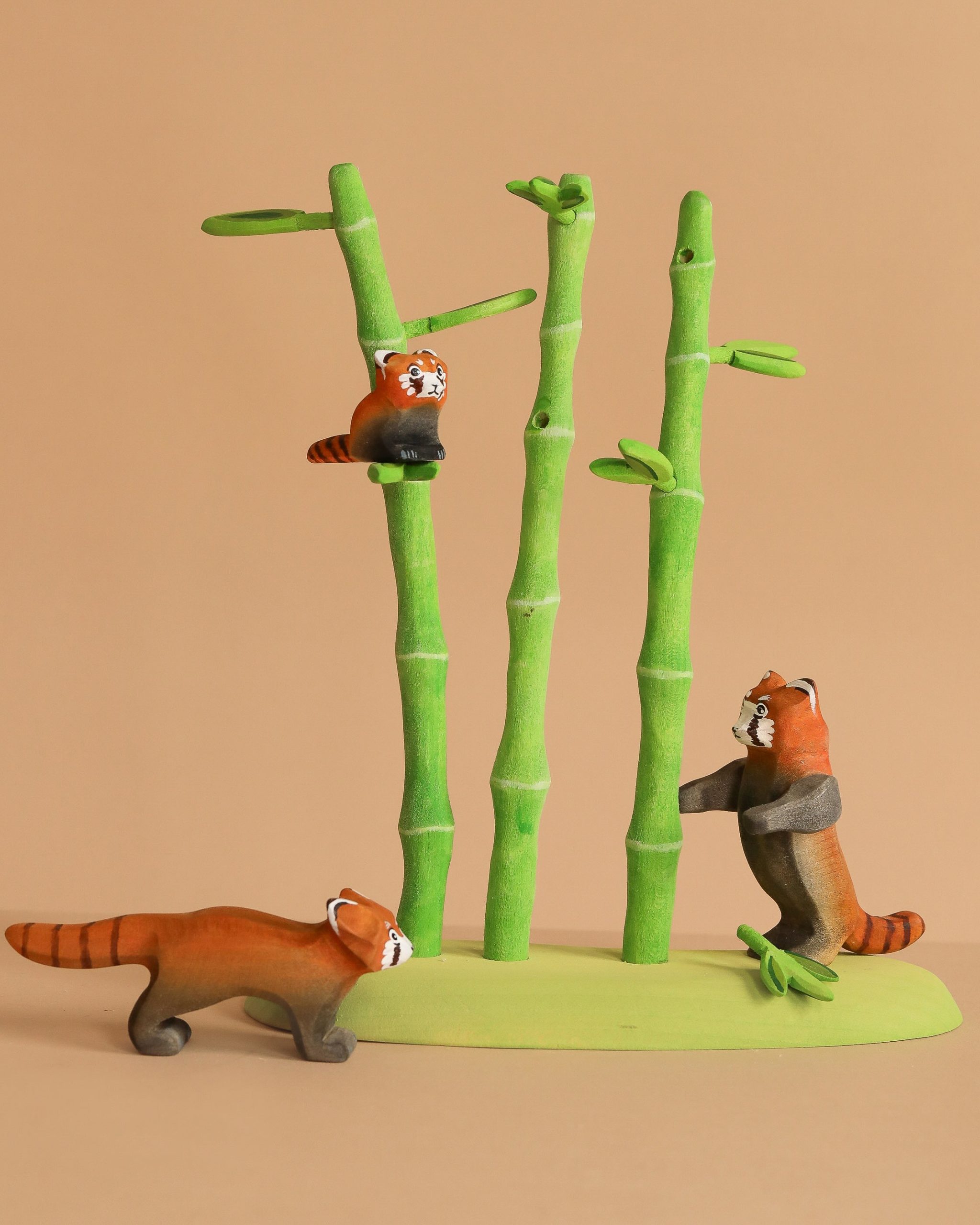 Bumbu Handmade Wooden Red Panda Family with Bamboo Set