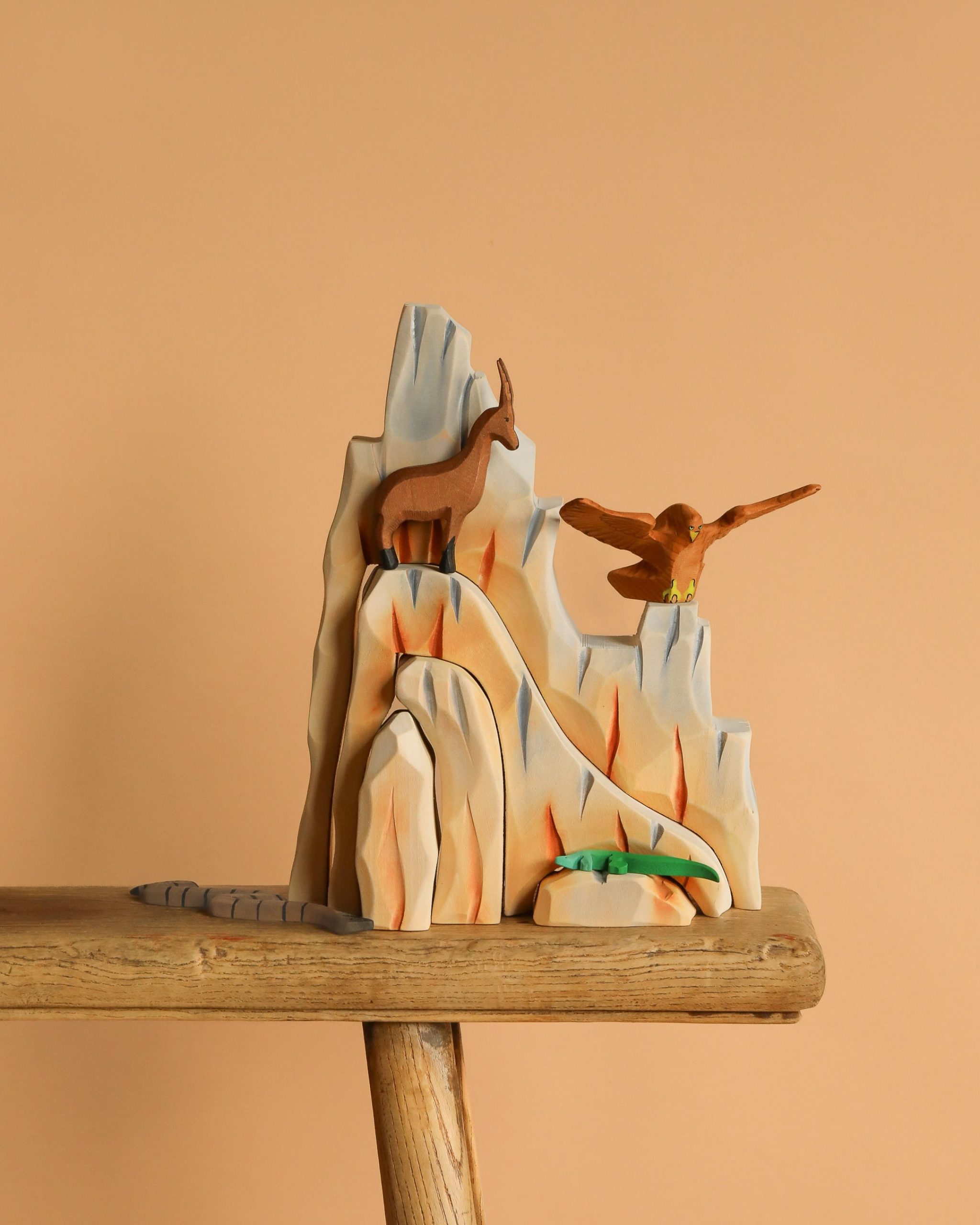 Bumbu Handmade Wooden Mountain Cliff Scene