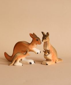 Bumbu Handmade Wooden Kangaroo Family Set