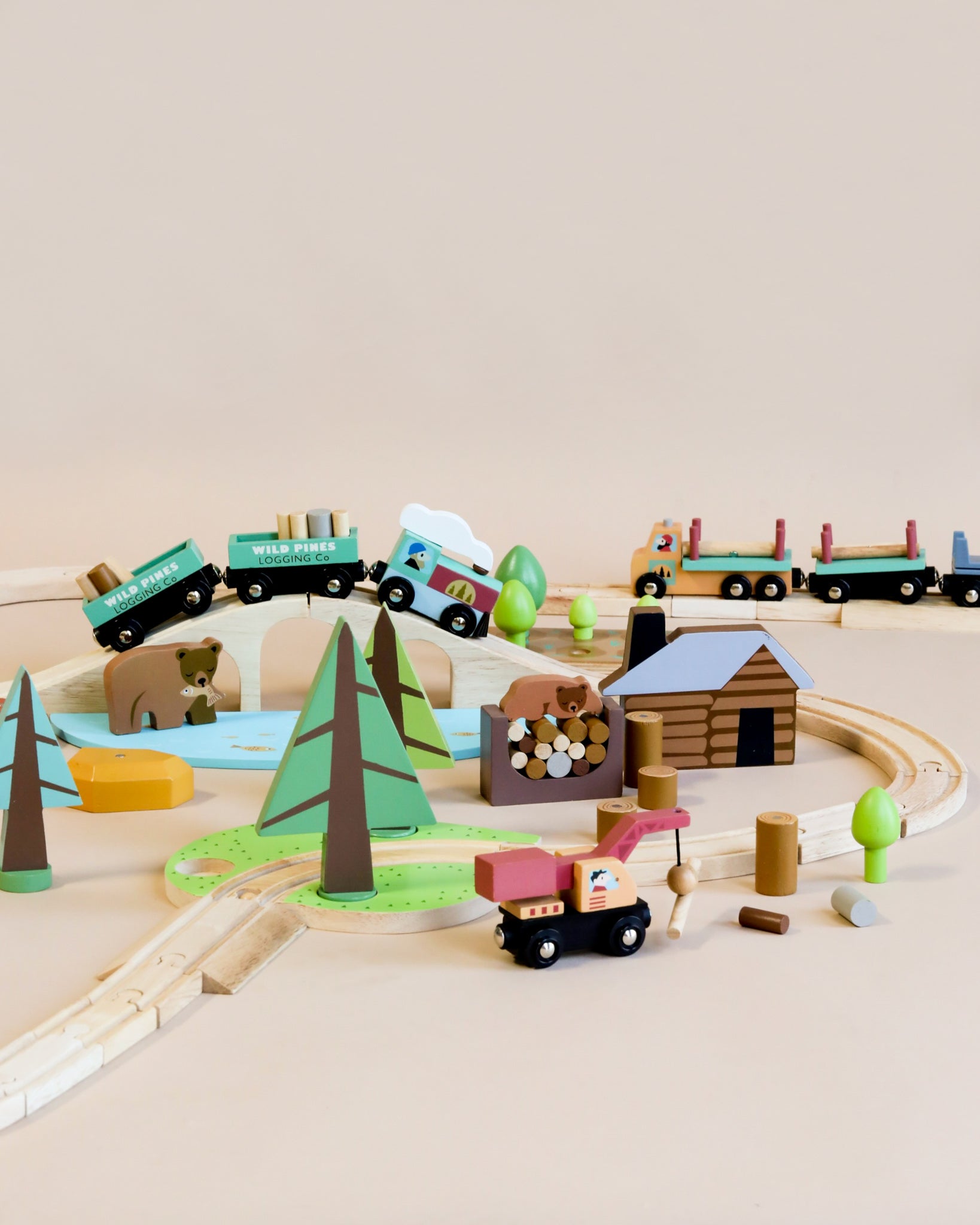 Wild Pines Train Set - Image 2