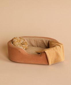 Small Cozy Bed - Brown