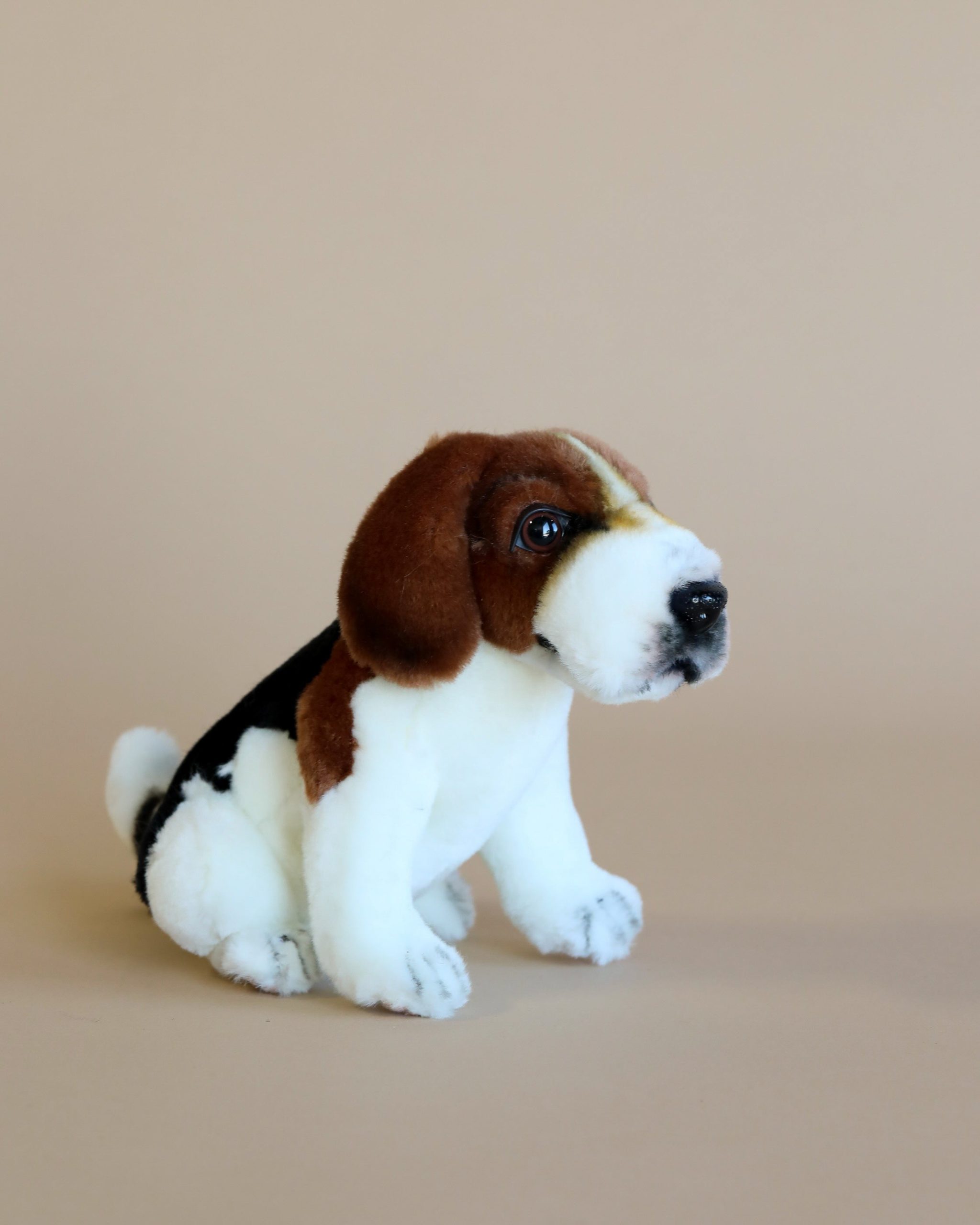 Beagle Tea Cup Stuffed Animal - Image 2