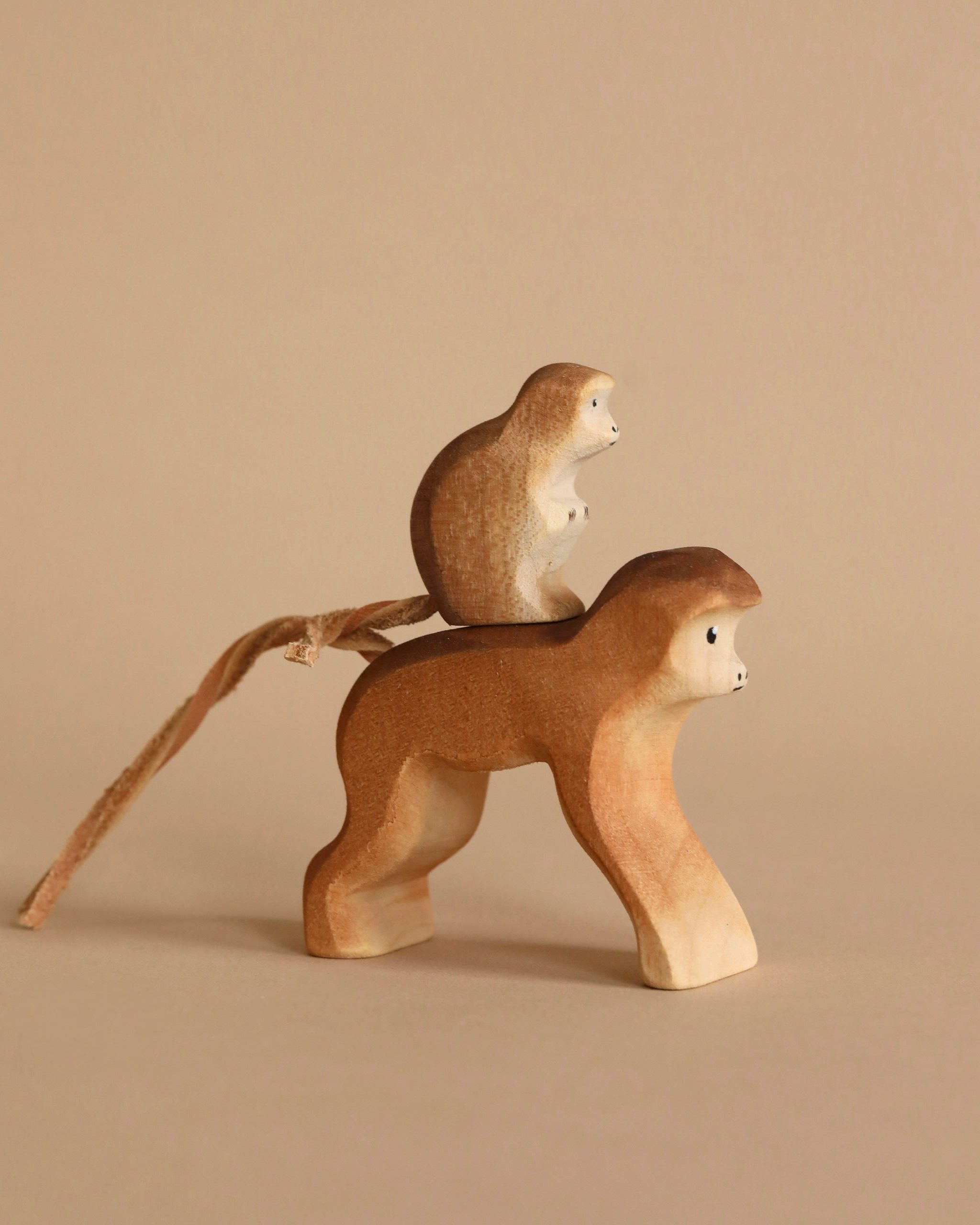 Bumbu Handmade Wooden Monkey Set