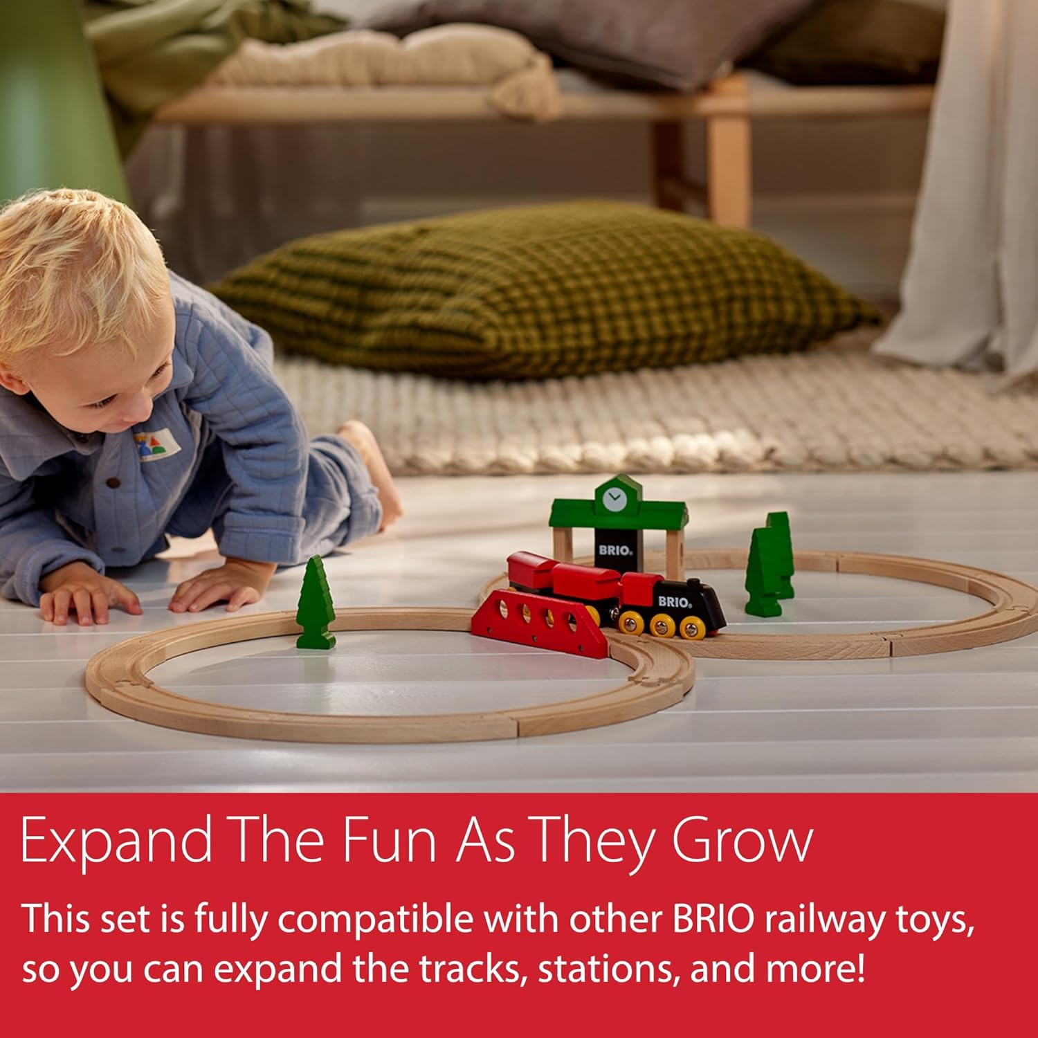 BRIO World Train Set Classic Figure 8 Set - Image 4