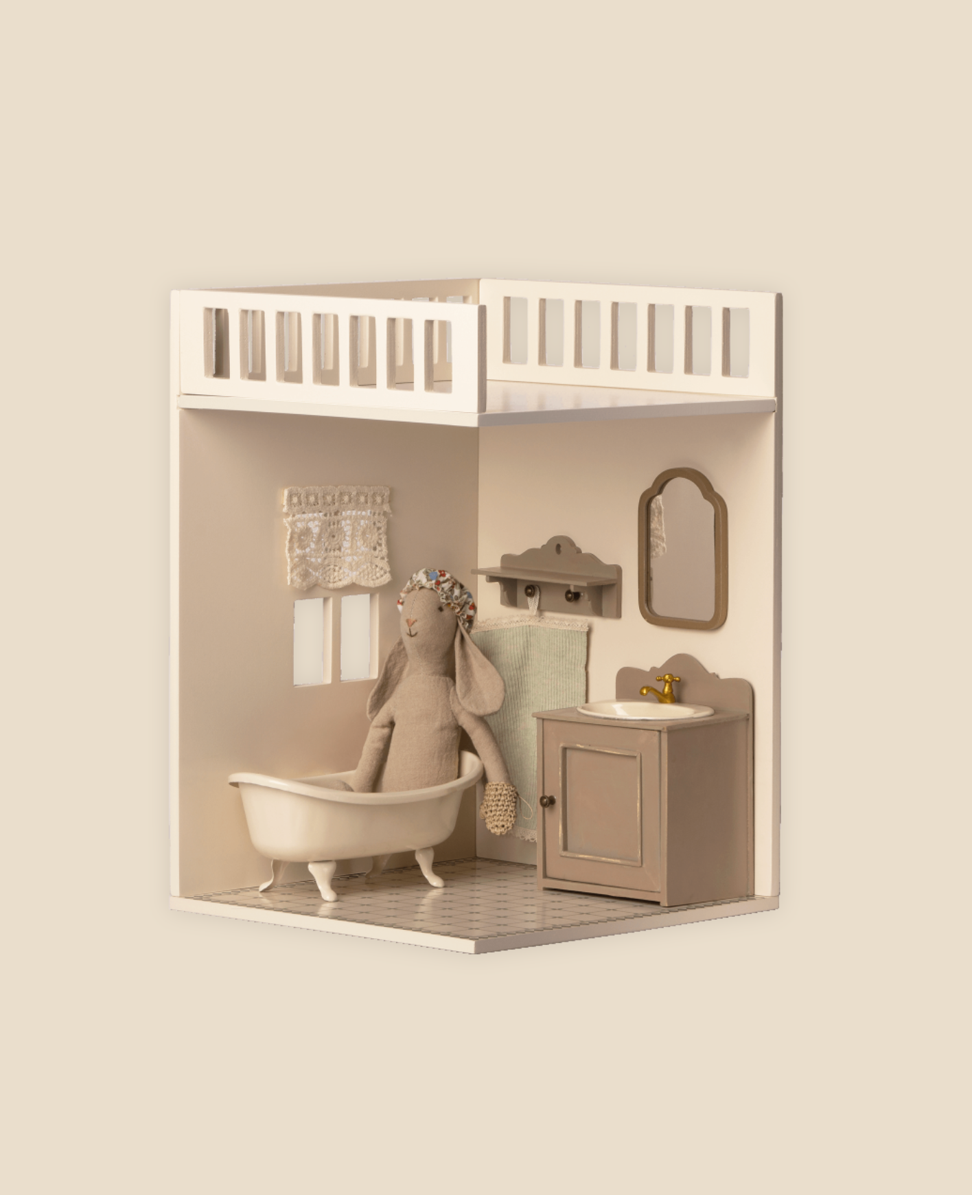 House of Miniature Bonus Room - Bathroom
