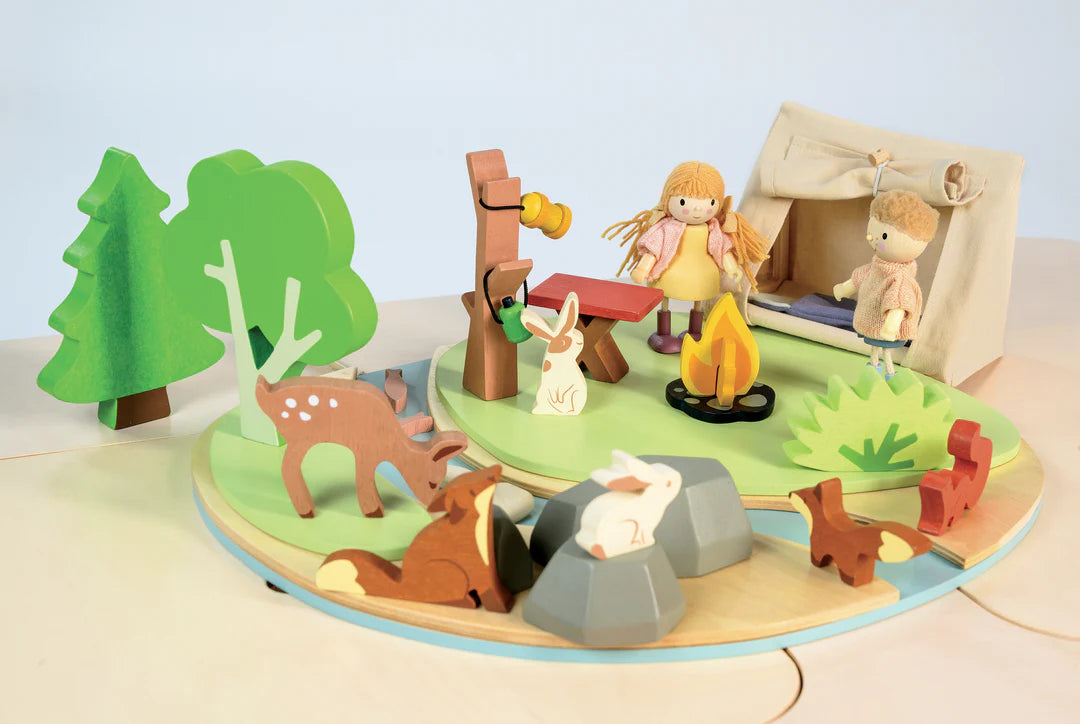 Wildlife Camping Playset - Image 3